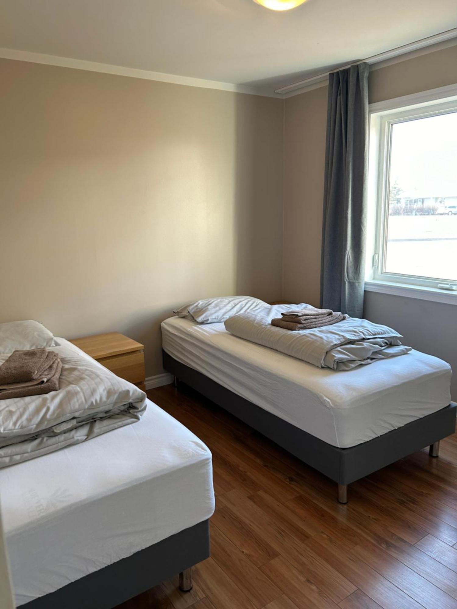 Fisk Club Cottages Flateyri - Sailor'S House Екстер'єр фото