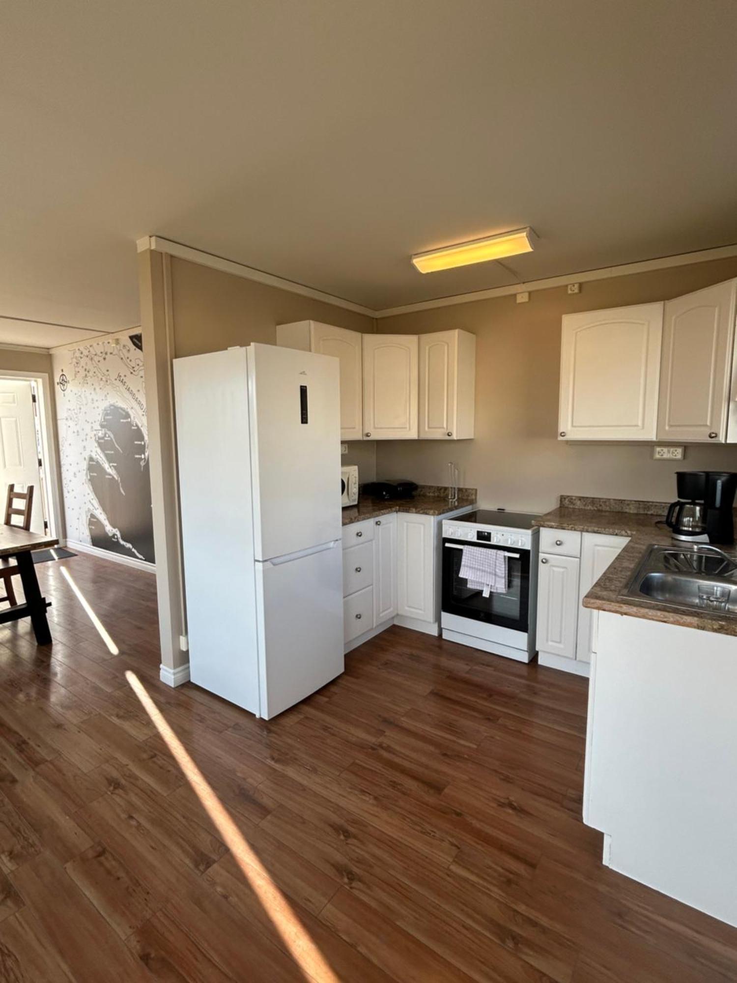 Fisk Club Cottages Flateyri - Sailor'S House Екстер'єр фото