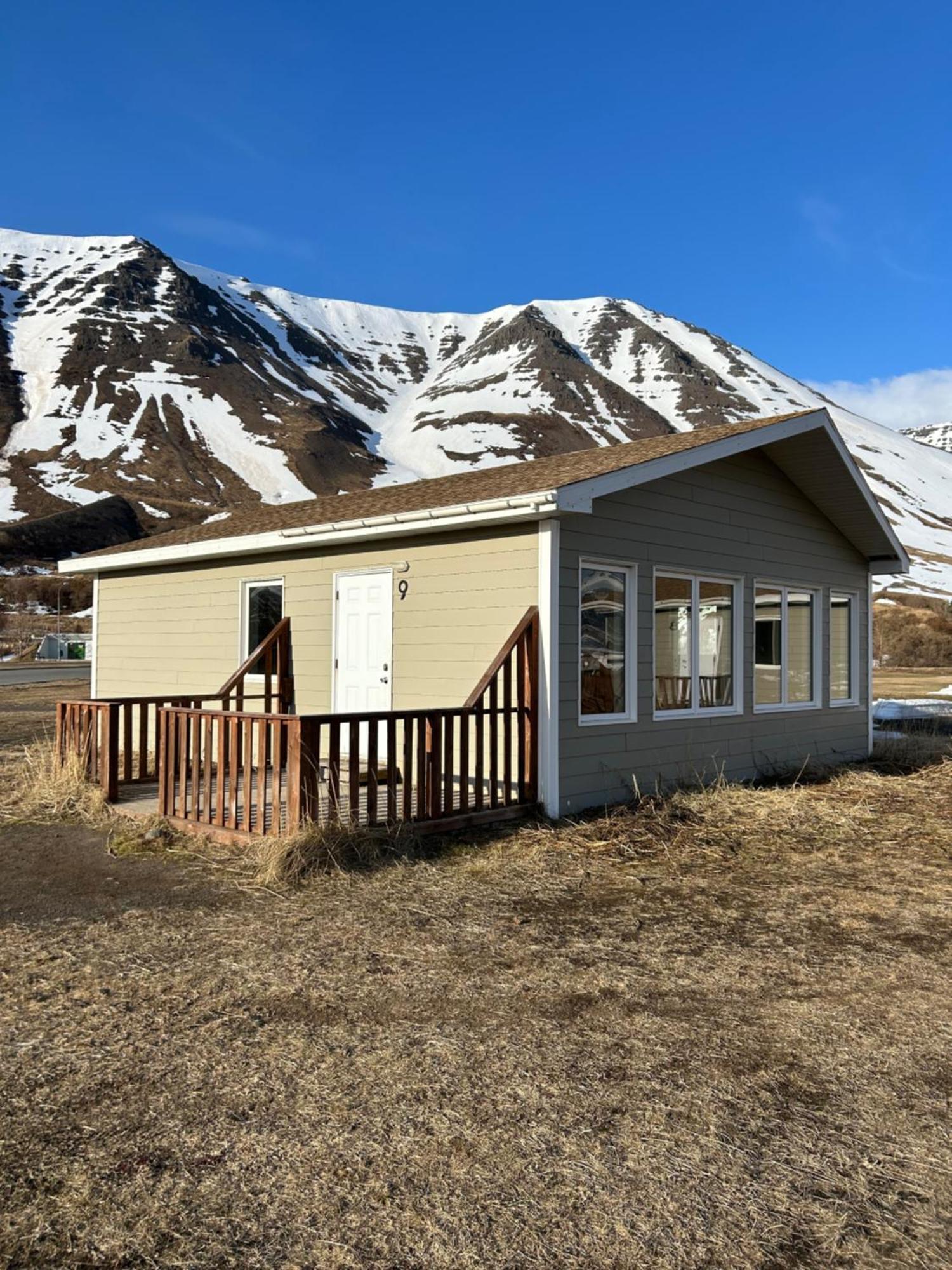 Fisk Club Cottages Flateyri - Sailor'S House Екстер'єр фото